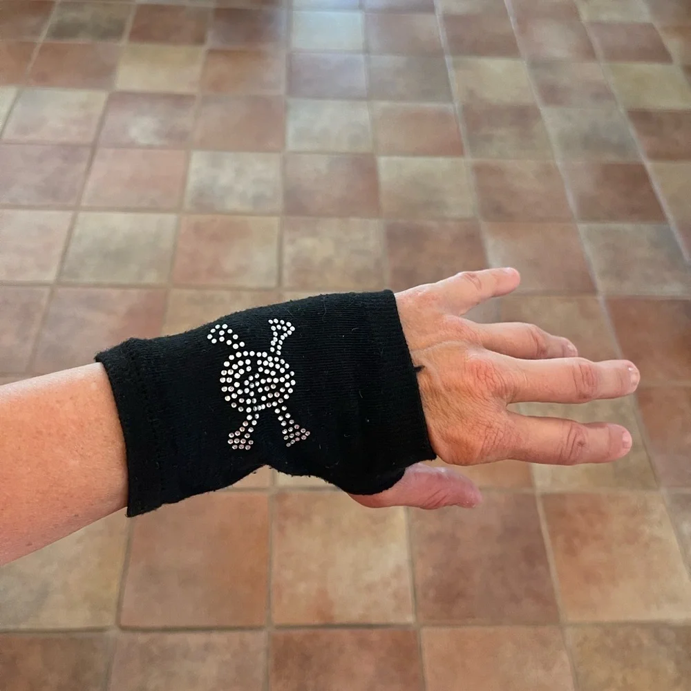 Skull rhinestone Black fingerless gloves